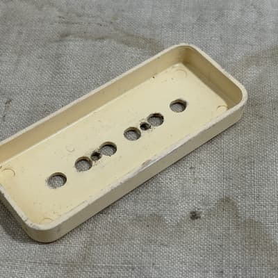 Vintage 1971-1972 Gibson Embossed Logo '58 (54) Les Paul Goldtop P-90 Pickup Cover #1 Rare image 6