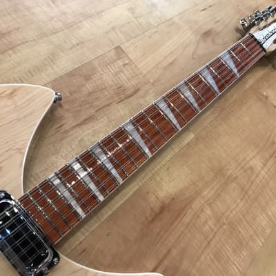 Rickenbacker 1993Plus 12-String Electric Guitar Mapleglo (Natural) image 14