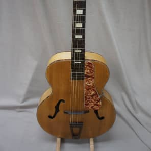 1944 Biltmore Diana Harmony H1453 all solid Birdseye Archtop image 3