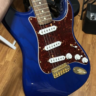 FENDER MEXICO DELUXE PLAYERS STRATOCASTER Electric Guitar | eBay