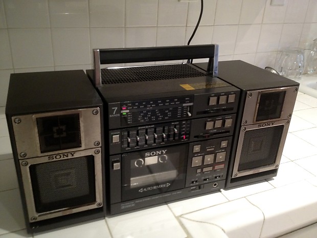 Sony cfs-9900 Vintage Audiophile Boombox Ghetto Blaster Shortwave