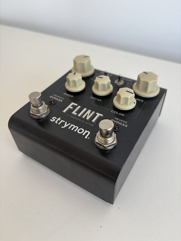 Strymon Flint Reverb and Tremolo V1 | Reverb Finland