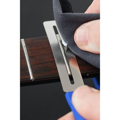 Music Nomad MN124 FRINE Metal Fret Polishing Kit w/ Fretboard Guards + Cloth image 3