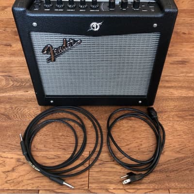 Best Buy: Fender Mustang Guitar Amplifier Black 2300010000