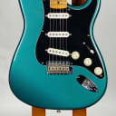 Fender U.S. Vintage '57 Reissue Stratocaster  50th Anniversary 1996 Ocean Turquoise