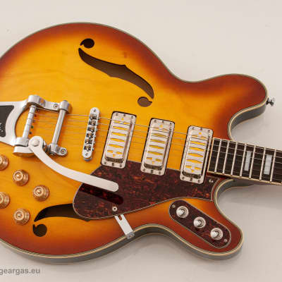 Eastwood Airline H78 Honeyburst w/ Original Hard case image 4