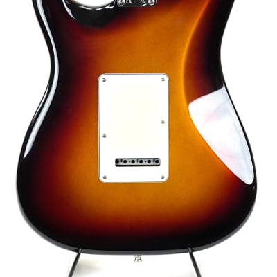 Fender American Ultra Stratocaster®, Rosewood Fingerboard, Ultraburst image 7