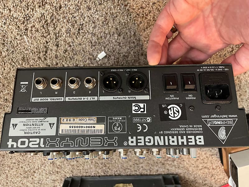 Behringer Xenyx 1204 2002 | Reverb