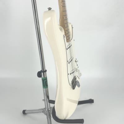 2014 Fender Classic Series 70’s Stratocaster – Olympic White image 11