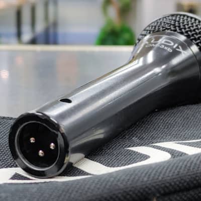 Audix OM-3xb Handheld Hypercardioid Dynamic Microphone - Black image 4
