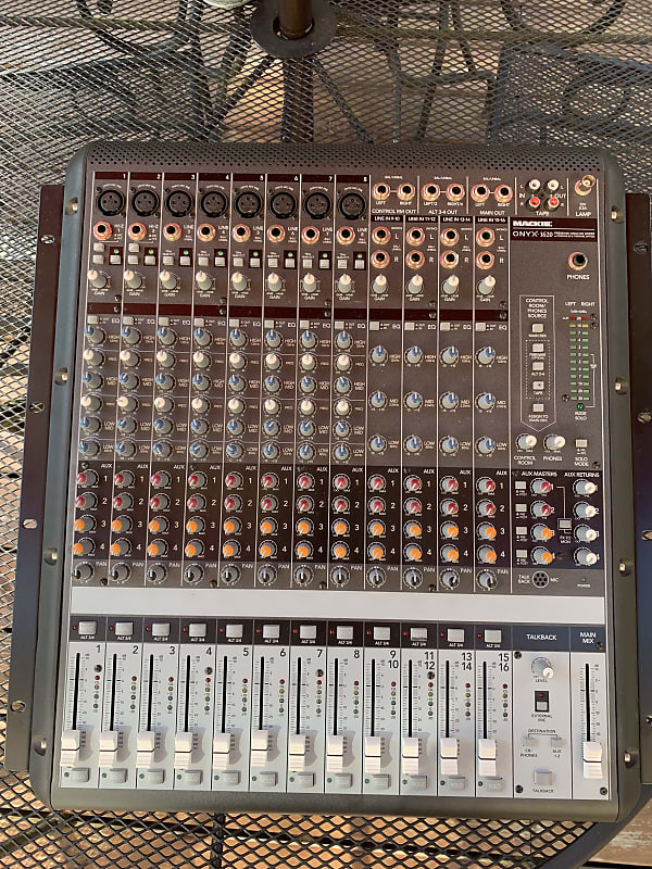 Mackie Onyx 1620 Premium Analog Mixer w/Perkins EQ + FireWire