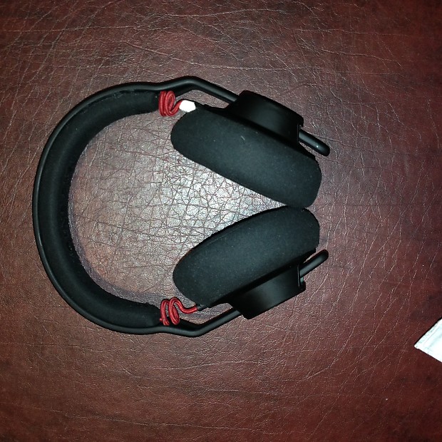 Young guru 2025 headphones