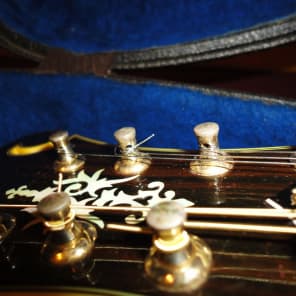 1980's Saga Kentucky "F" KM-800 Mandolin Made in Japan Sumi? image 5