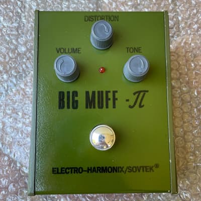 Electro-Harmonix Sovtek Big Muff Pi “Tall Font” - Civil War/Red 
