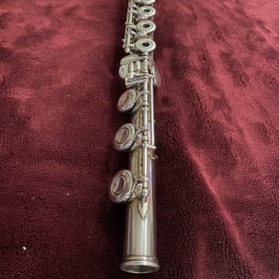 Yamaha YFL-481 Intermediate B-Foot Flute 2010s - Silver image 3