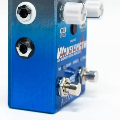 Alexander Wavelength High Bandwidth Digital Modulator Guitar Effect Pedal - NEW image 4