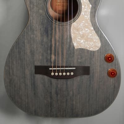 Art & Lutherie Roadhouse Q-Discrete Denim Blue Parlor Acoustic Electric Guitar (Model # 047079) image 2