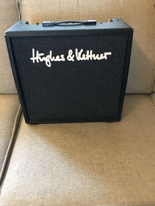 Hughes & Kettner Edition Blue 15R 2-Channel 15-Watt 1x8