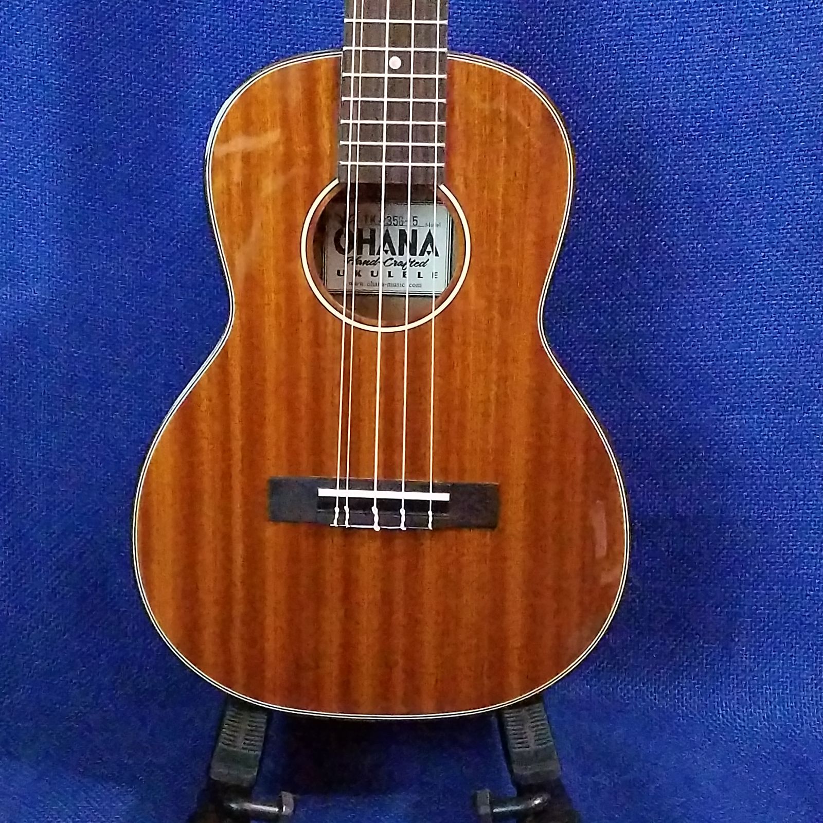 5 outlet string ukulele