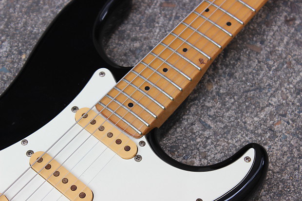 Fender Japan STM-55 BLK ミディアムスケール Fender Japan STM-55 BLK ミディアムスケール