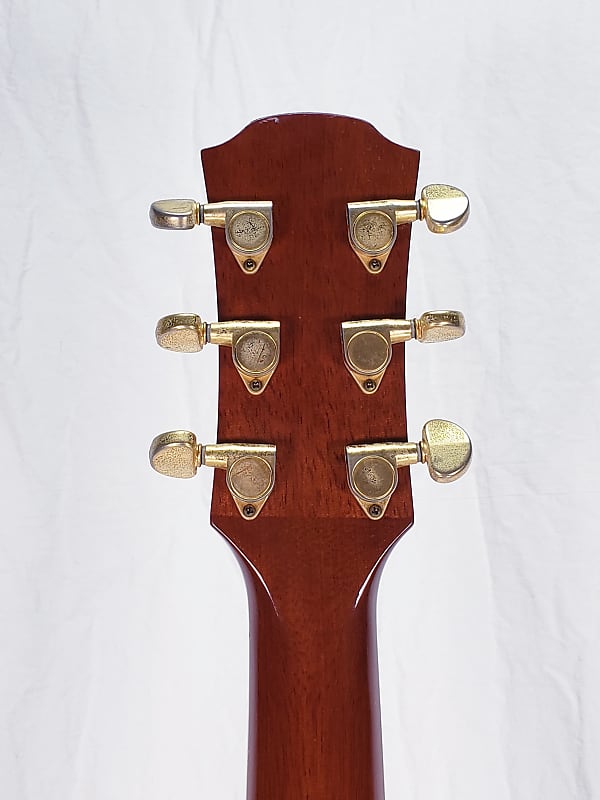 Yamaha APX900 NT Acoustic Electric Cutaway Natural Guitar