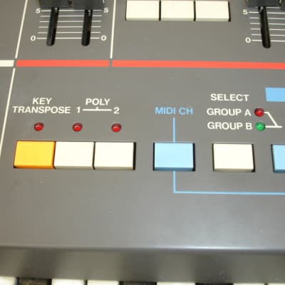 Roland Juno-106 61-Key Programmable Polyphonic Synthesizer Keyboard image 17