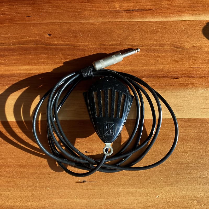 1940's ster Chicago Crystal Microphone Harp Mic Harmonica Reverb