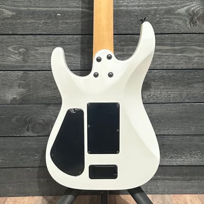 Jackson DK DKAR-M EXTR Fishman Fluence Electric Guitar - White image 4