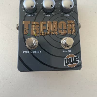 BBE Tremor V1 Optical Tremolo Analog Dual Mode Rare Guitar Effect Pedal for sale