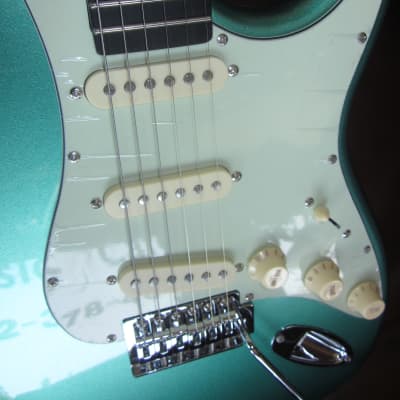 Tagima TG-500-MSG-DF/MG  TW Series Electric Guitar Metallic Surf Green w/ FREE Musedo T-2 Tuner! image 4