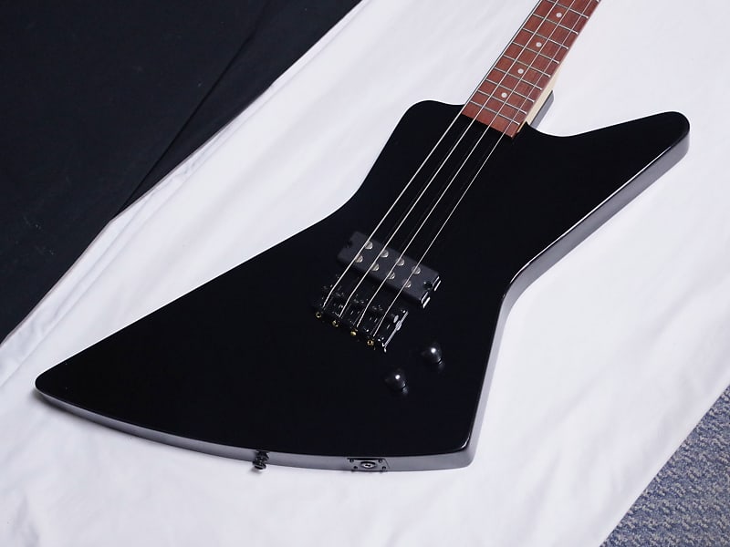 Dean ディーン Z lman 4-String ベース 送料無料 Dean Z Metalman 4-String Bass Black | Guitar Center