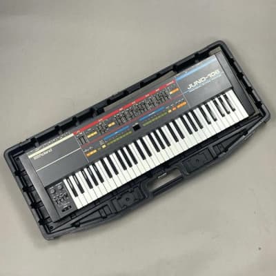Roland Juno-106 61-Key Programmable Polyphonic Synthesizer 1984 - 1985  Original w/ Hard Case image 2