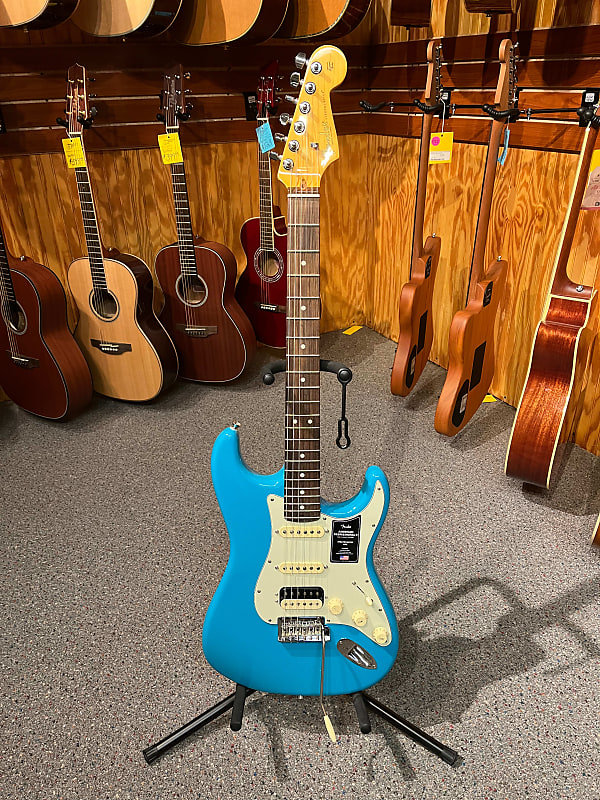 Fender American Professional II Stratocaster HSS with Rosewood Fretboard 2020 - Present - Miami Blue image 1