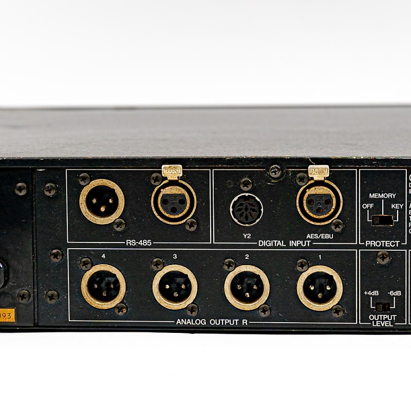 YAMAHA D2040 デジタルチャンネルデバイダー 動作品