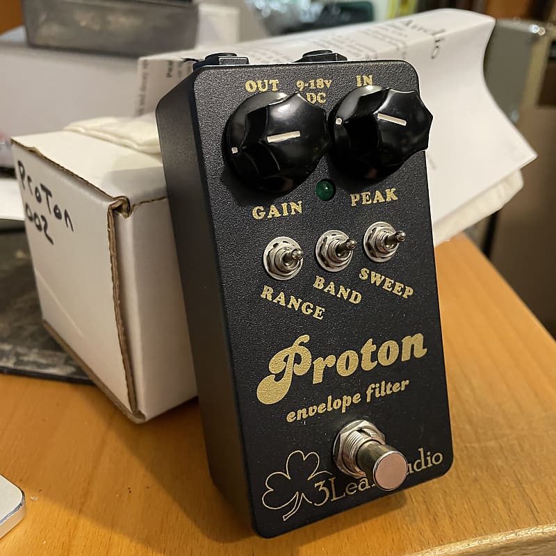 ベース 3Leaf Audio Proton Envelope Filter mk3 3 Leaf Audio Proton Envelope Filter - Bass Demo - YouTube