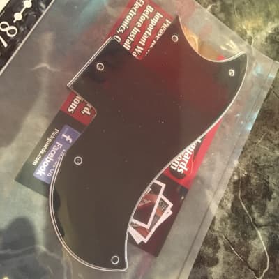1960'S-1980'S Gibson SG Standard Pickguard Black 5 Ply Short Gap