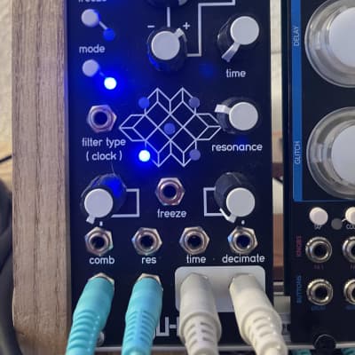 Qu-Bit Electronix Nebulae V2 Granular Sampler (Silver) [USED