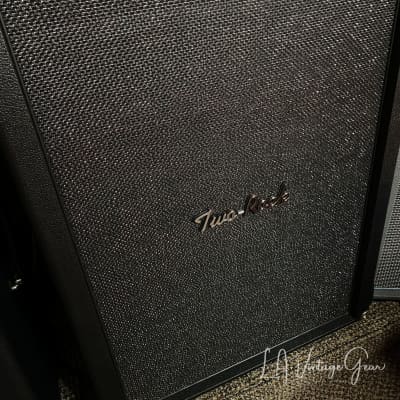 (Pre-Order) Two Rock Traditional Clean Amp Head & Matching 2x12 Cab in Sparkle Matrix Grill Cloth & Black Tolex image 5