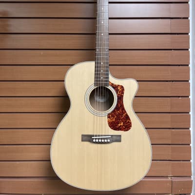 Guild OM-240CE Acoustic/Electric in Natural image 1