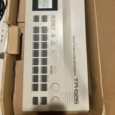 Roland TR-626 Rhythm Composer 1980s - White