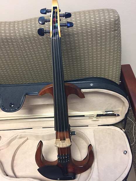 Tucker barrett electric shop violin