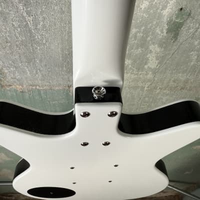 Mint Danelectro PB Special - White image 10