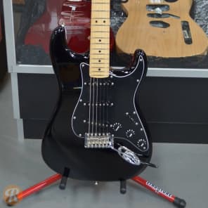 Fender Limited Edition 60th Anniversary American Special Stratocaster Black 2014