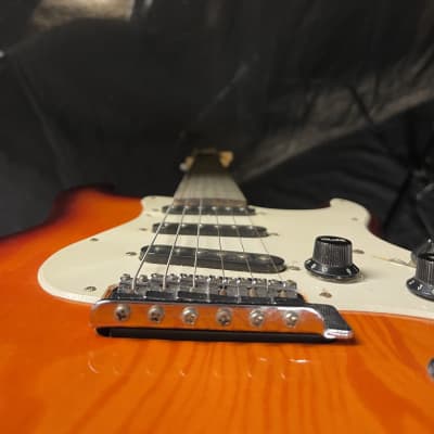 Karera Stratocaster Sunburst Electric Guitar image 7