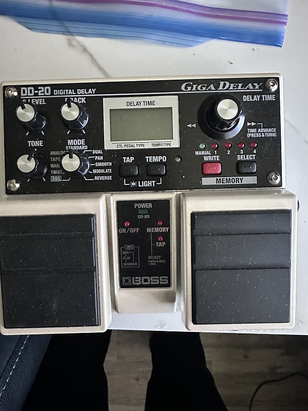 Boss DD-20 Giga Delay