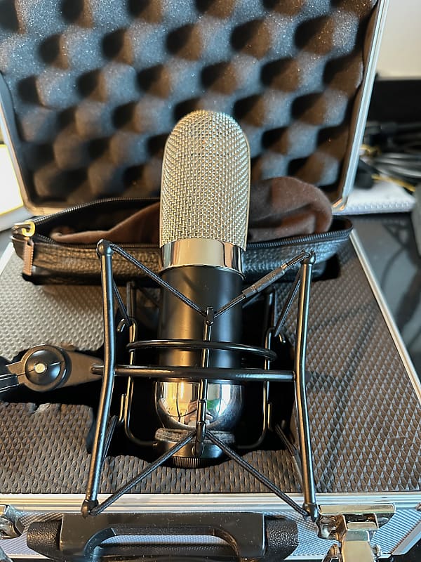 Cascade Vin-Jet Long Ribbon Mic w/ Lundahl Transformer | Reverb