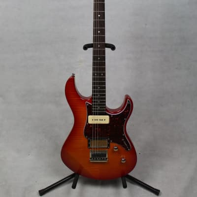 YAMAHA PACIFICA 821DX Amber (05/09) | Reverb