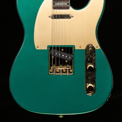 Squier 40th Anniversary Telecaster®, Gold Edition, Laurel Fingerboard, Gold Anodized Pickguard, Sherwood Green Metallic (084) image 3