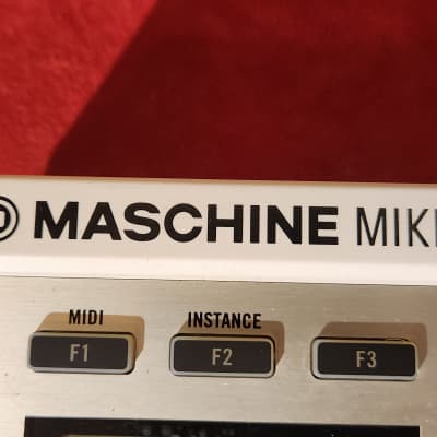 Native Instruments Maschine Mikro MKII w/ USB Cable image 3