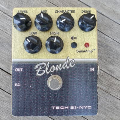 Tech 21 SansAmp Character Series Blonde V2 Distortion